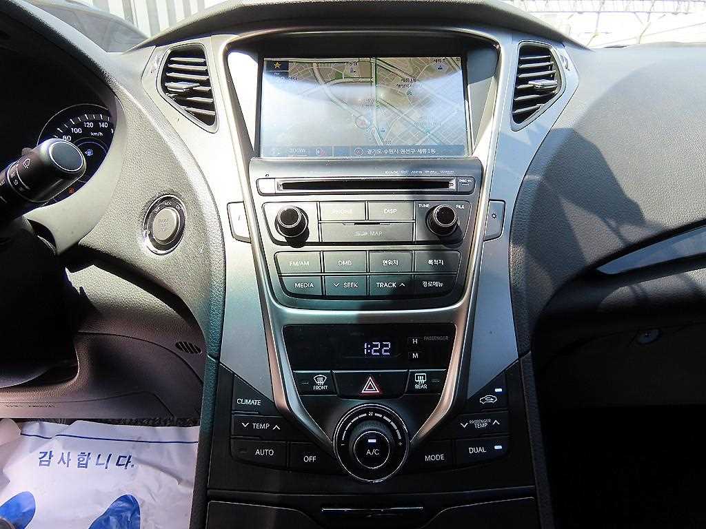 HYUNDAI Grandeur 2014 Blanco - Importación desde Corea - HF Imports Iquique - Foto 13