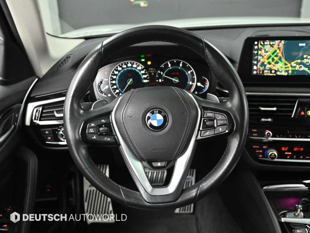 BMW 5 Series 2018 Blanco - Importación desde Corea - HF Imports Iquique - Foto 13