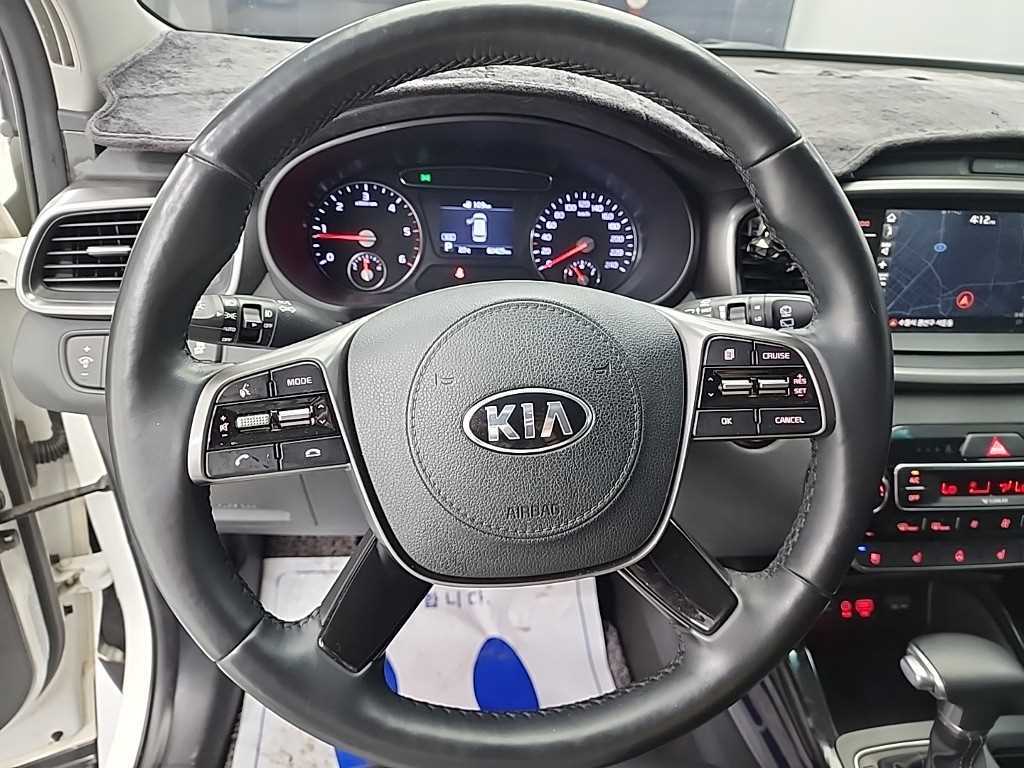 KIA Sorento - Vista 9