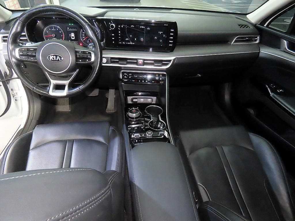 KIA K5 - Vista 10