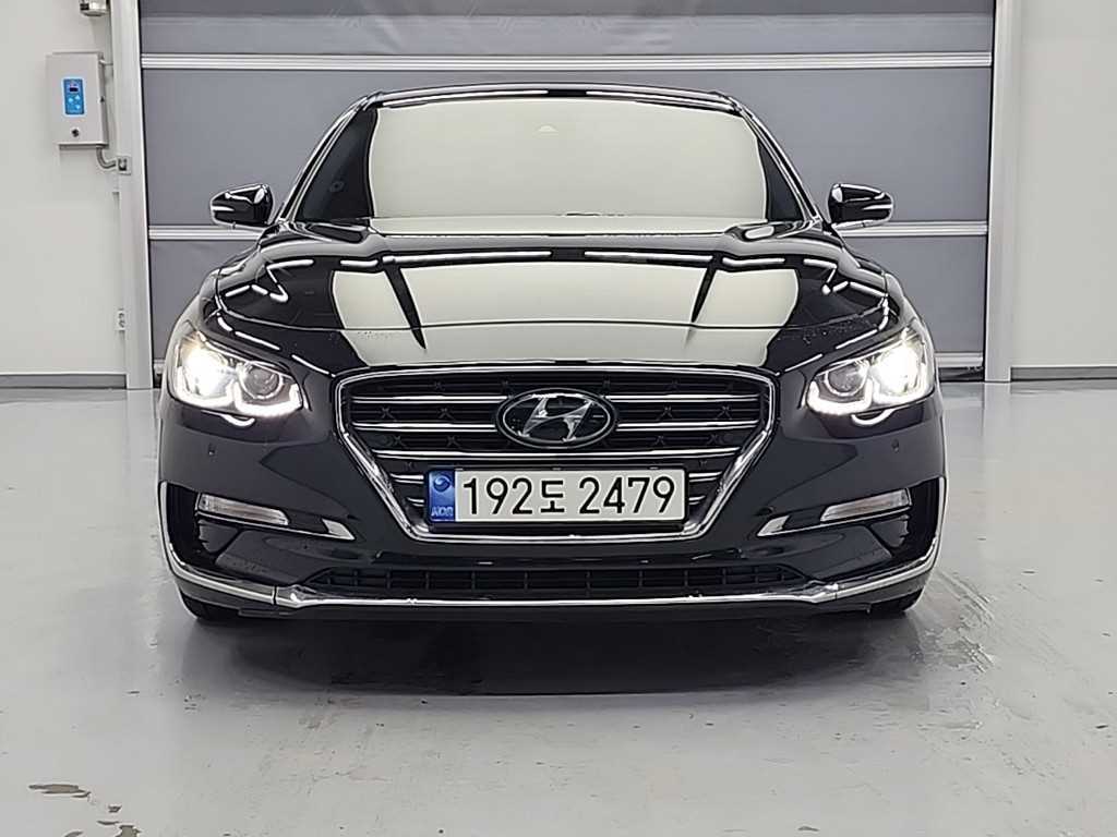 HYUNDAI Grandeur - Vista 2