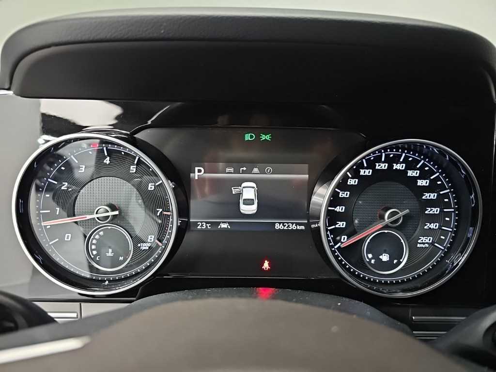 HYUNDAI Grandeur - Vista 6