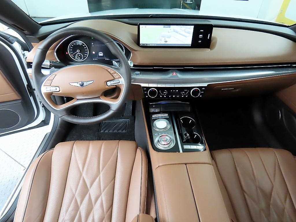 Genesis G80 - Vista 7