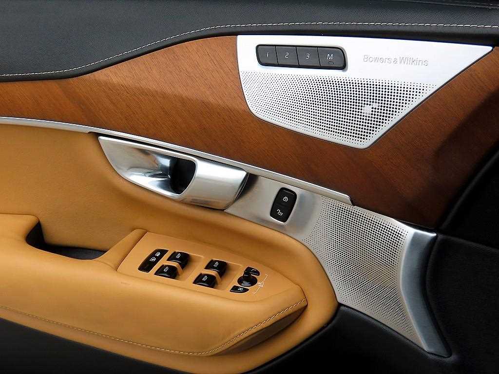 Volvo XC90 - Vista 12
