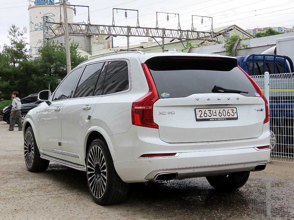 Volvo XC90 - Vista 3