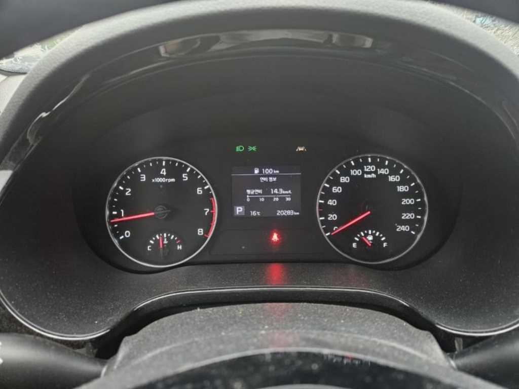 KIA Seltos - Vista 10