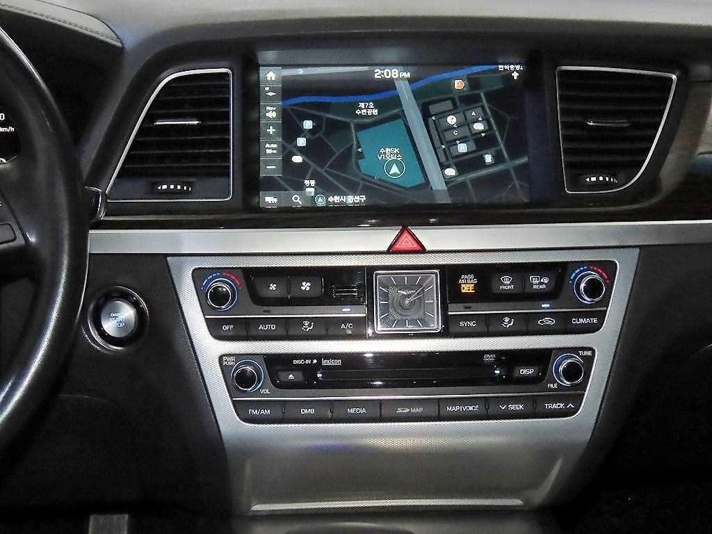 Genesis G80 - Vista 11