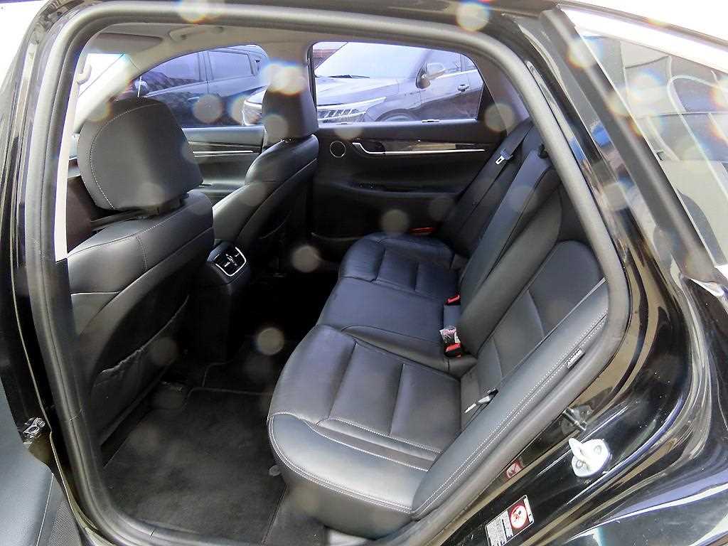 HYUNDAI Grandeur - Vista 6