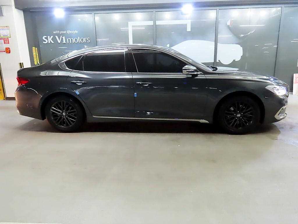 HYUNDAI Grandeur - Vista 3