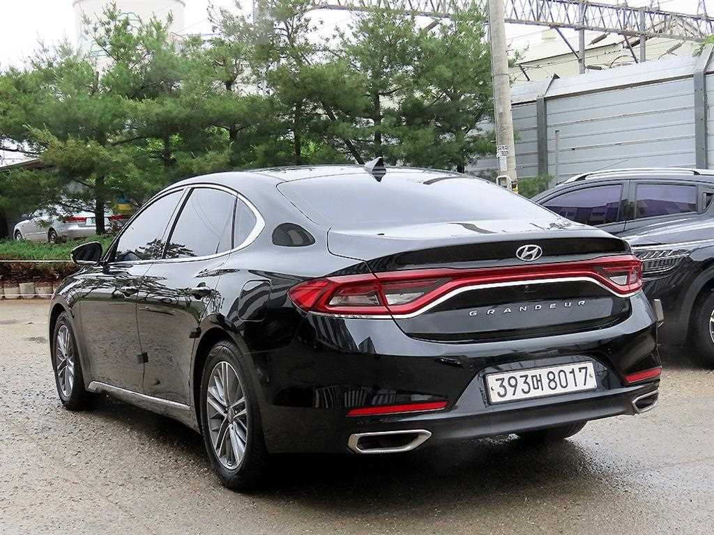 HYUNDAI Grandeur - Vista 3