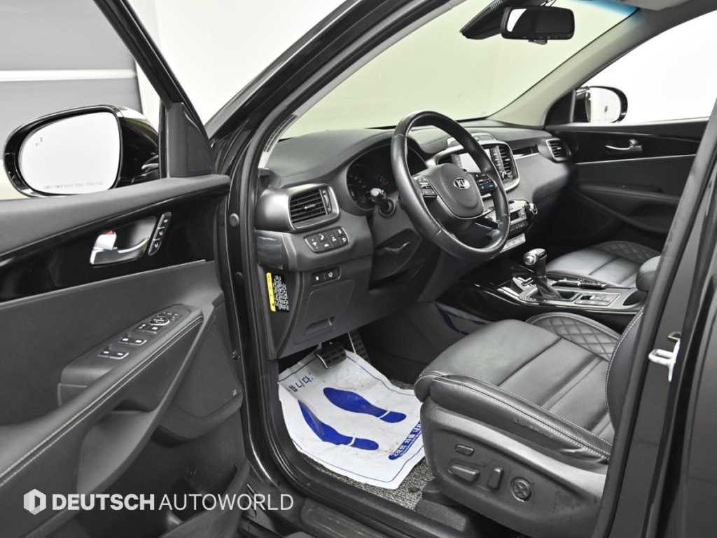 KIA Sorento - Vista 11