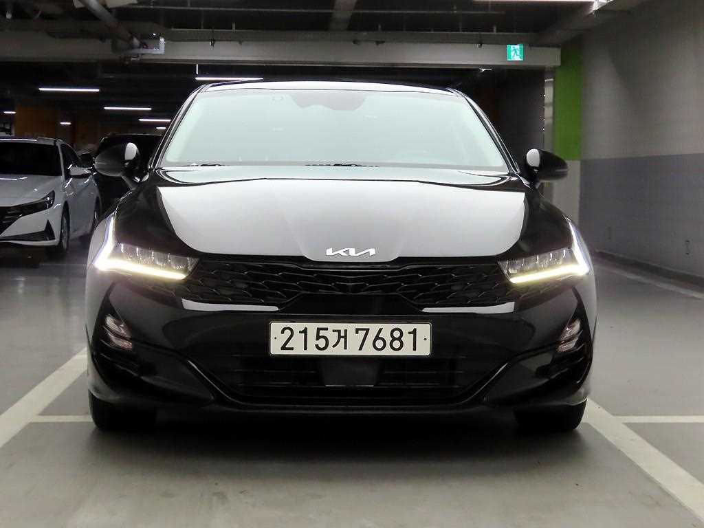 KIA K5 2023 Negro - Importación desde Corea - HF Imports Iquique - Foto 1