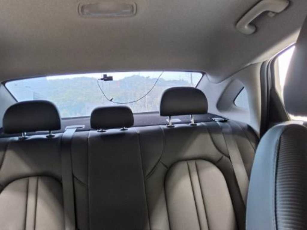 HYUNDAI Sonata - Vista 8