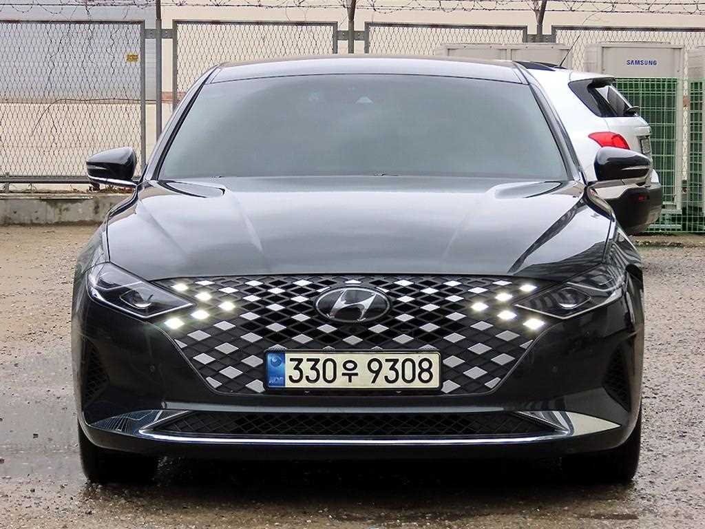 HYUNDAI Grandeur 2022 Verde - Importación desde Corea - HF Imports Iquique - Foto 1