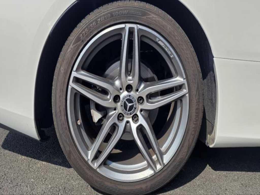Mercedes Benz E class - Vista 11