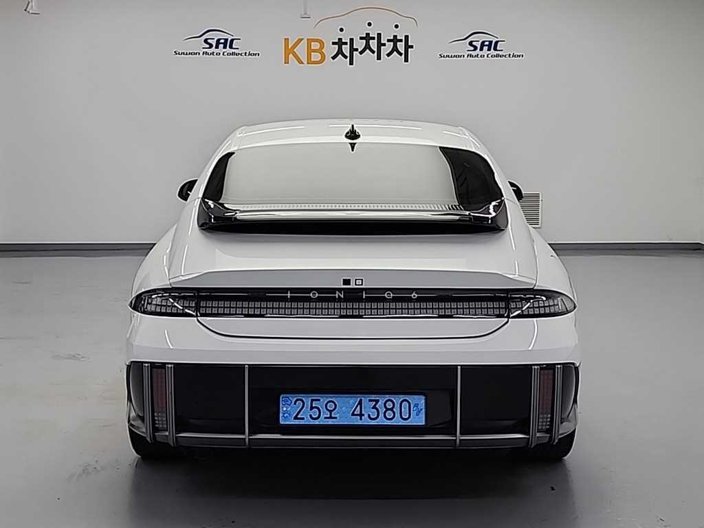HYUNDAI Ioniq 6 - Vista 3