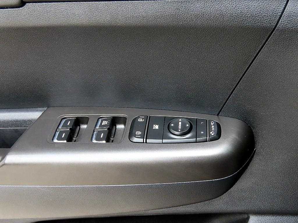 KIA Sportage - Vista 11