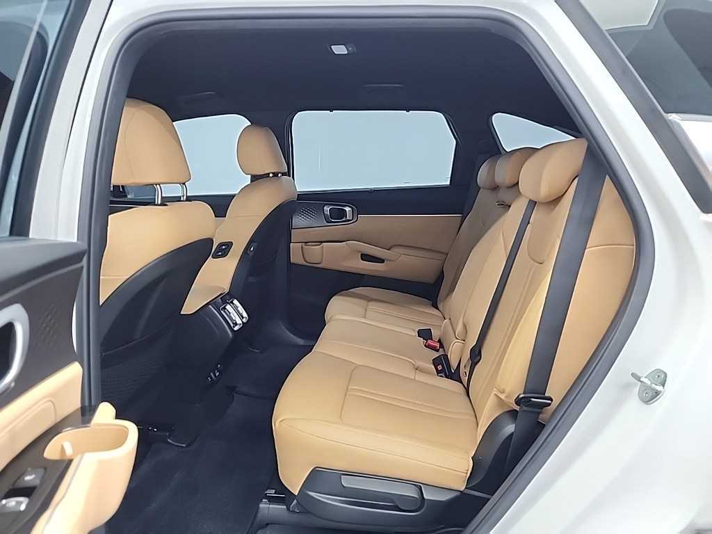 KIA Sorento - Vista 11