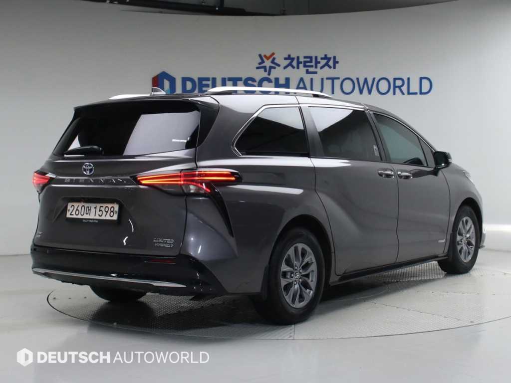 Toyota Siena - Vista 2