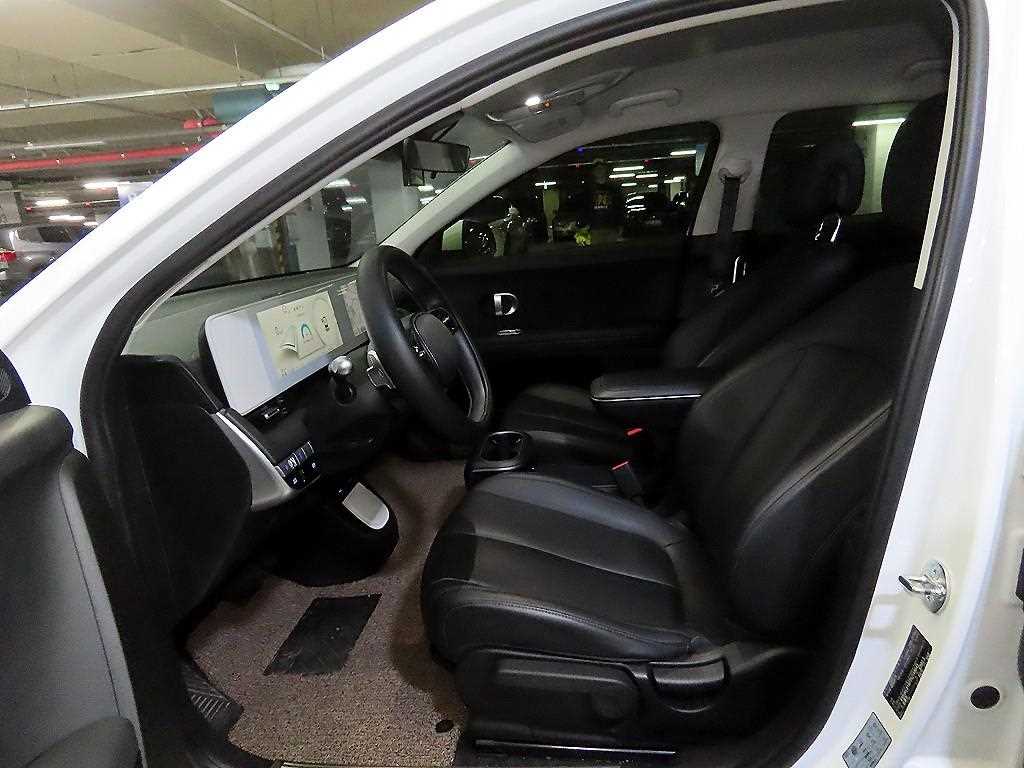 HYUNDAI Ioniq 5 - Vista 6