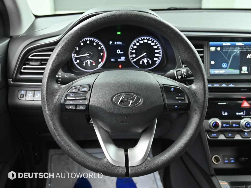 HYUNDAI Avante 2020 Blanco - Importación desde Corea - HF Imports Iquique - Foto 13