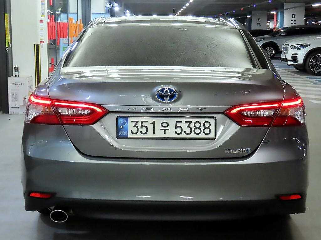 Toyota Camry - Vista 5