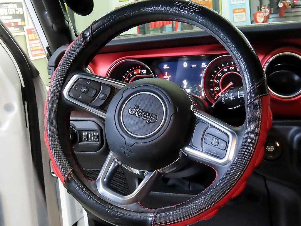 Jeep Wrangler - Vista 8