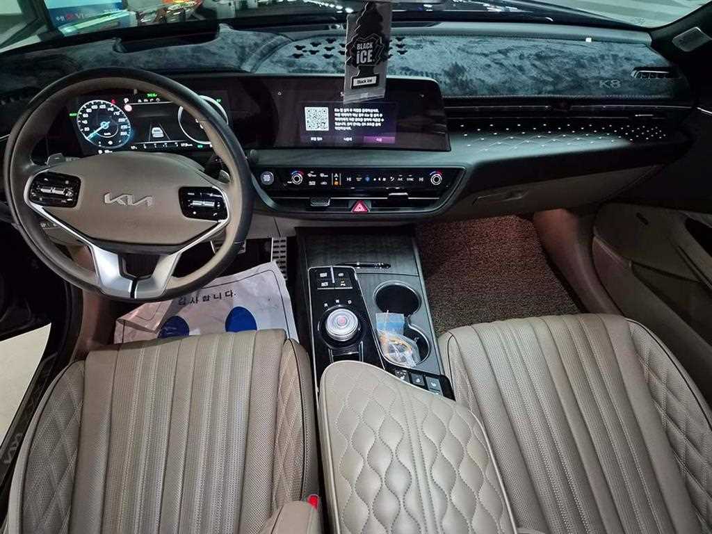 KIA K8 - Vista 10