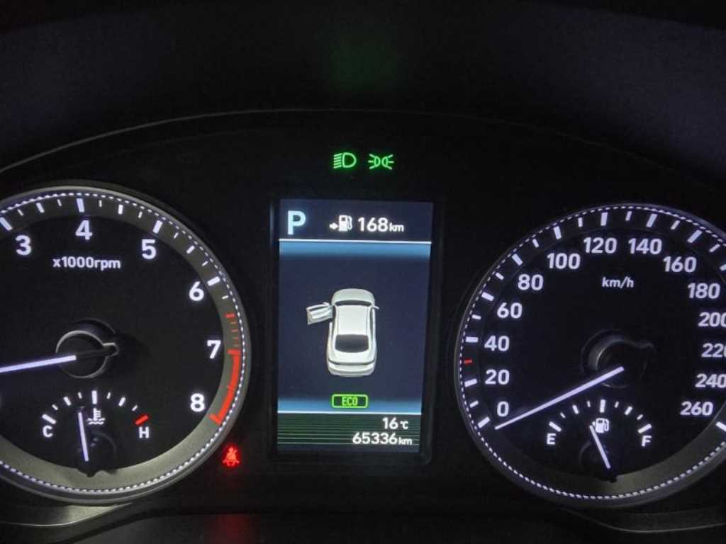 HYUNDAI Grandeur 2019 Blanco - Importación desde Corea - HF Imports Iquique - Foto 17