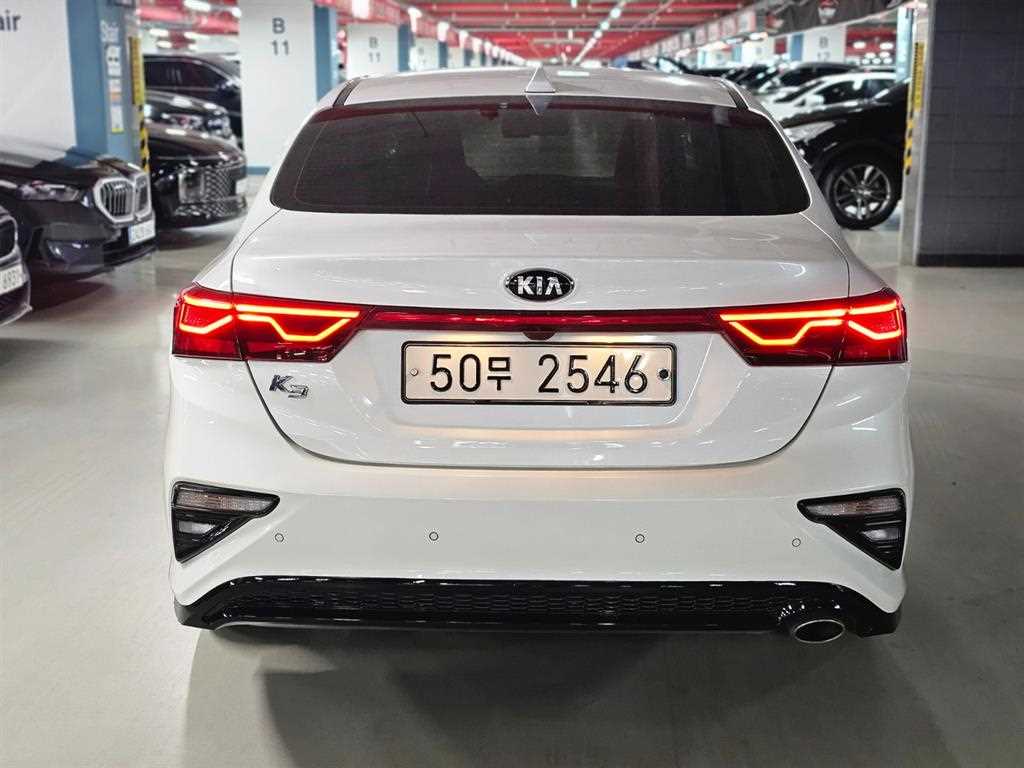 KIA K3 - Vista 4