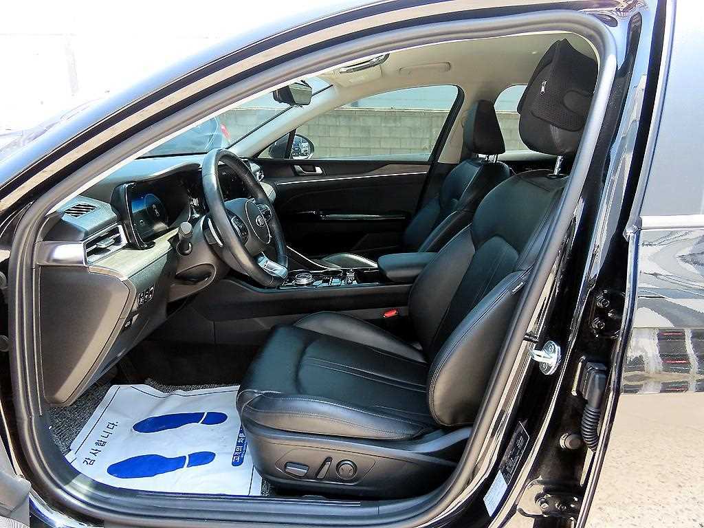 KIA K5 - Vista 5