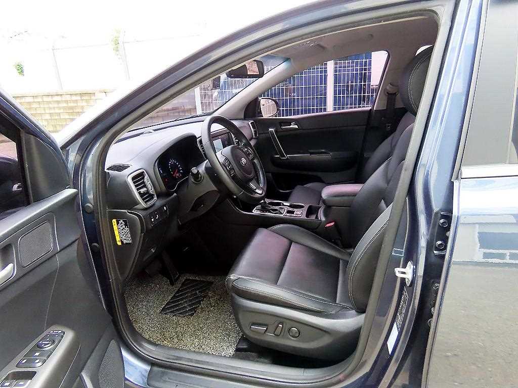 KIA Sportage - Vista 5