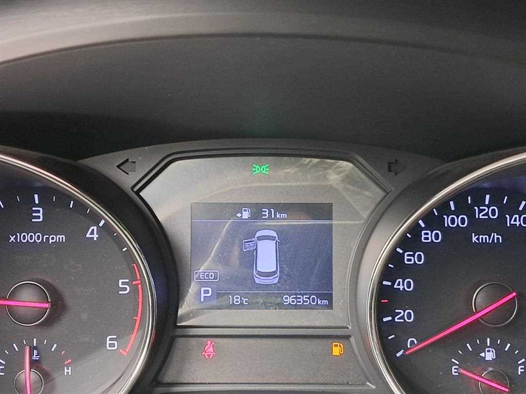 KIA Carnival - Vista 8