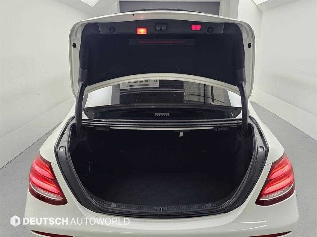 Mercedes Benz E class 2018 Blanco - Importación desde Corea - HF Imports Iquique - Foto 19