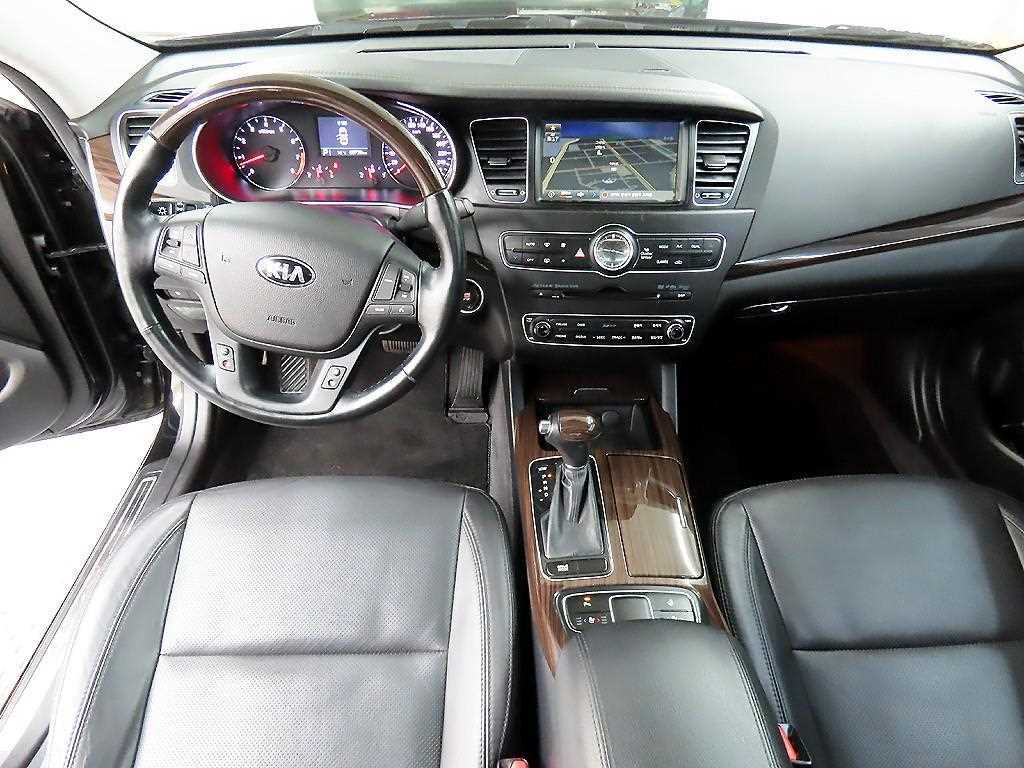 KIA K7 - Vista 7