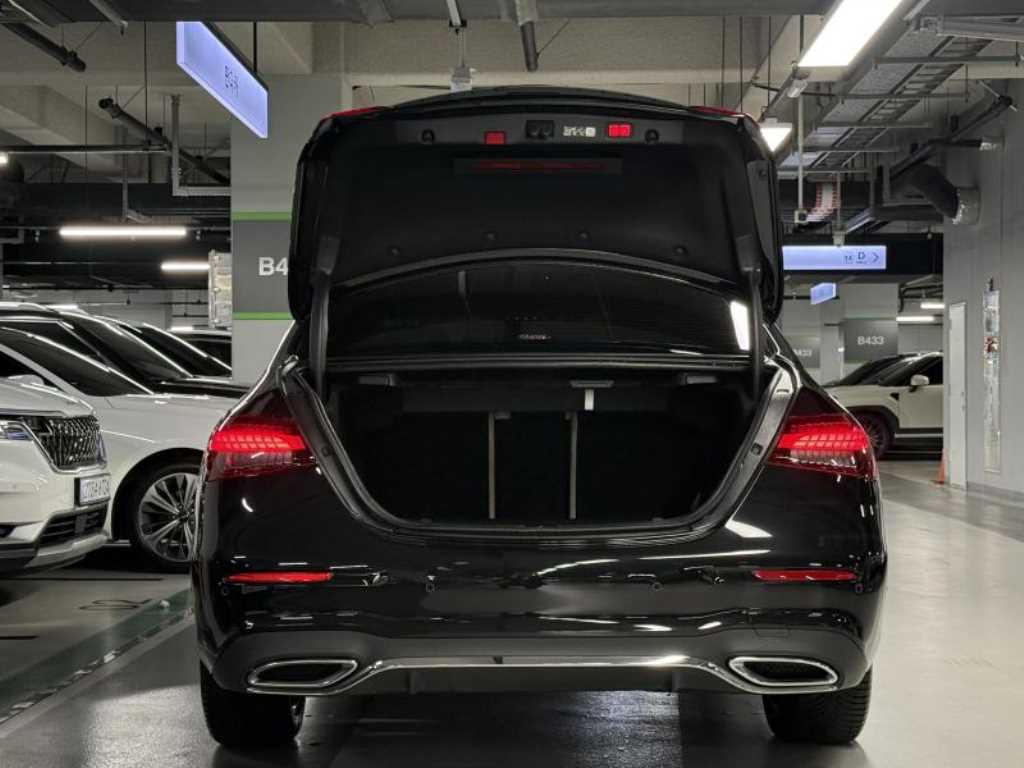Mercedes Benz E class 2023 Negro - Importación desde Corea - HF Imports Iquique - Foto 18
