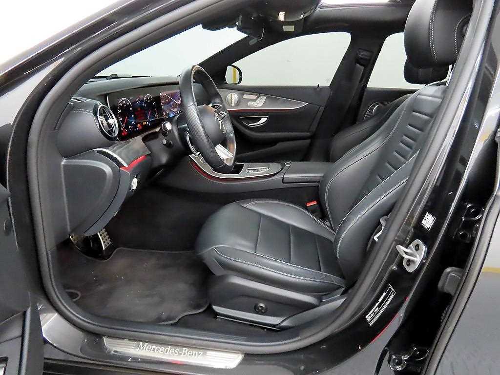 Mercedes Benz E class - Vista 5