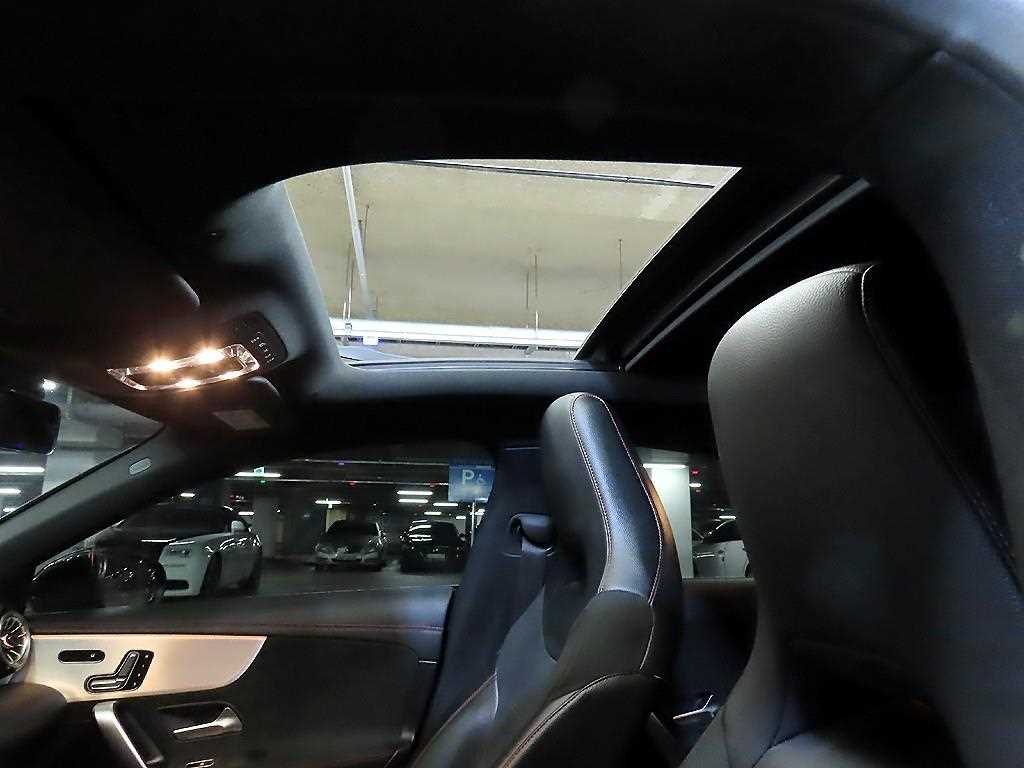 Mercedes Benz CLA Class - Vista 8