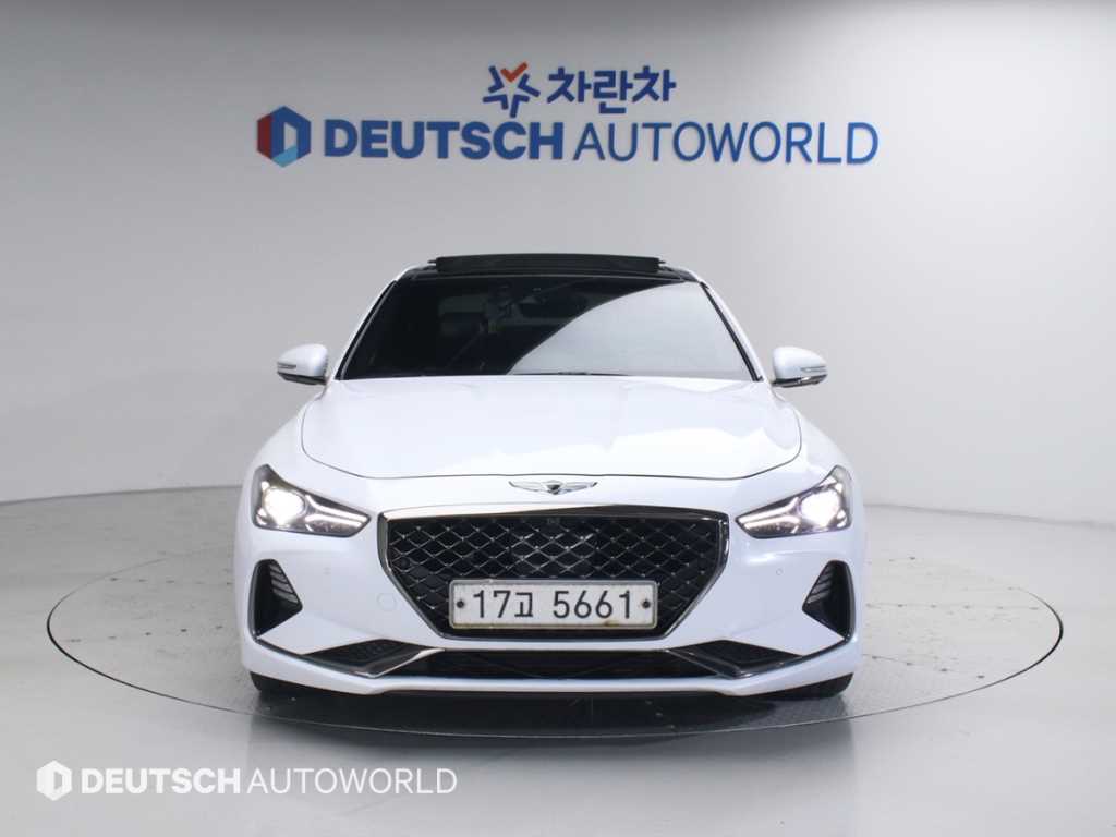 Genesis G70 - Vista 3