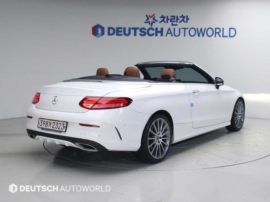 Mercedes Benz C Class - Vista 2