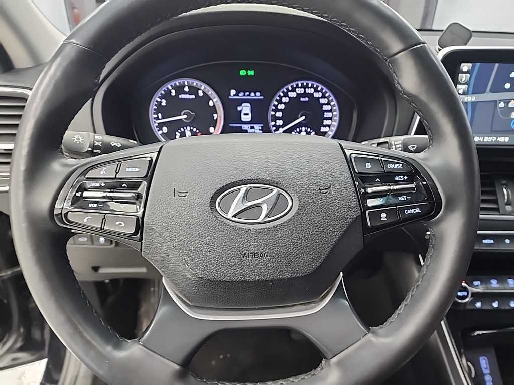 HYUNDAI Grandeur - Vista 9