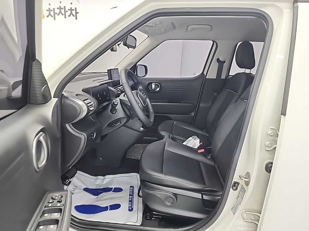 HYUNDAI Casper - Vista 11