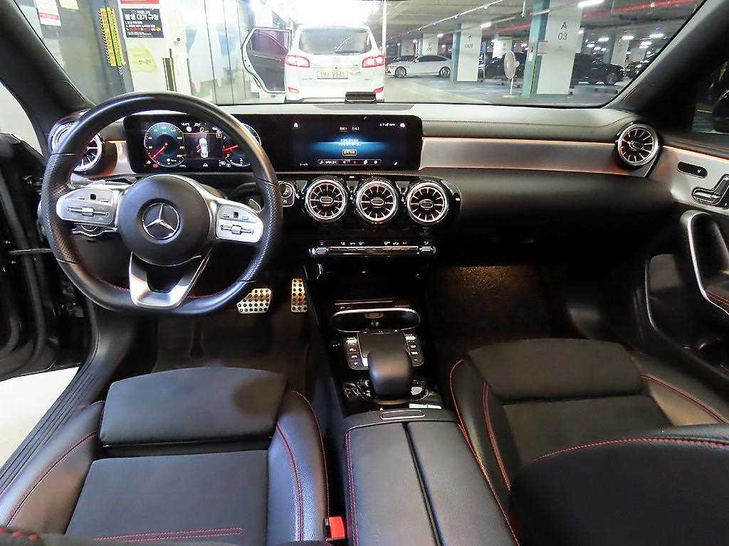 Mercedes Benz CLA Class 2022 Negro - Importación desde Corea - HF Imports Iquique - Foto 1