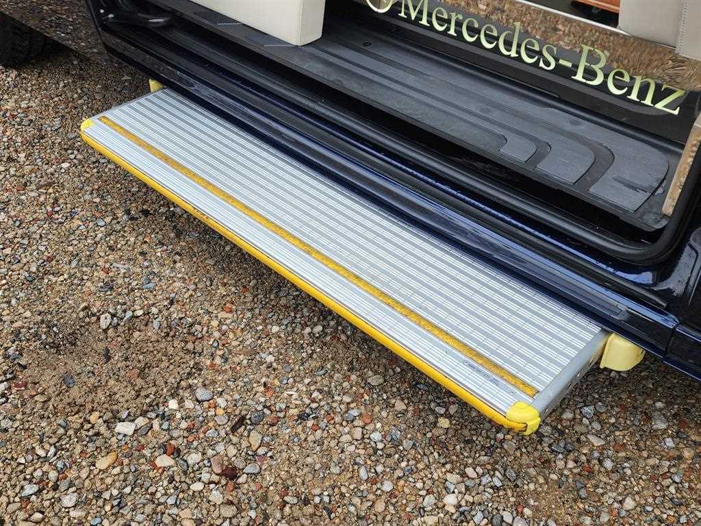 Mercedes Benz Sprinter 2022 Azul - Importación desde Corea - HF Imports Iquique - Foto 13