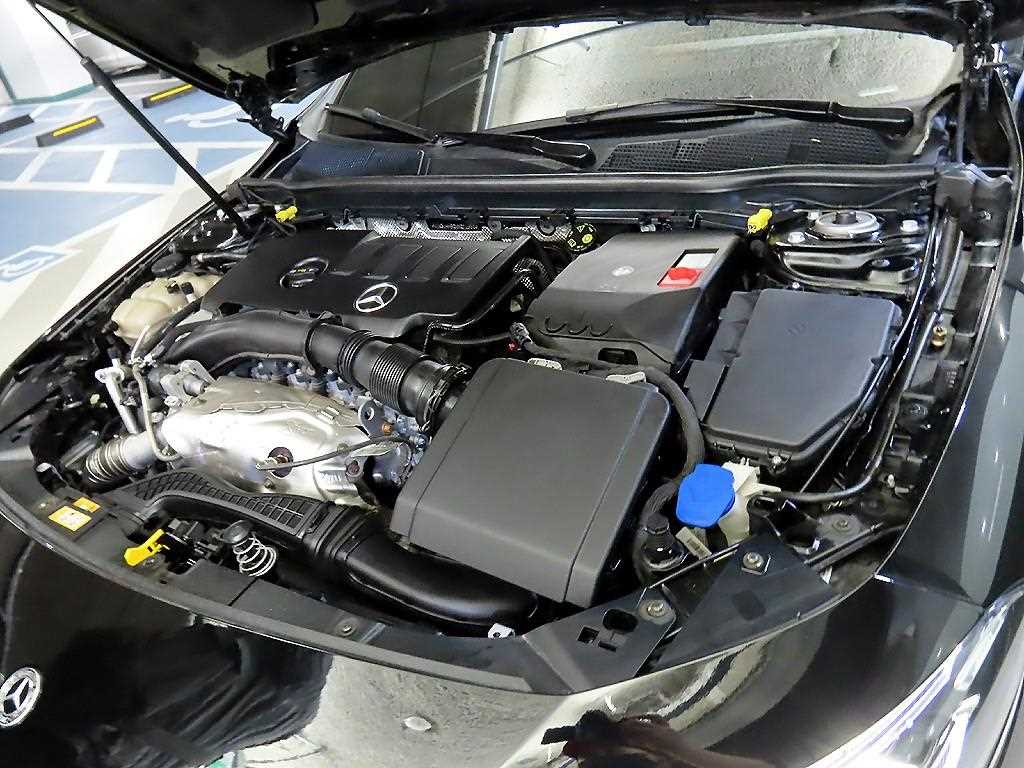 Mercedes Benz CLA Class - Vista 10