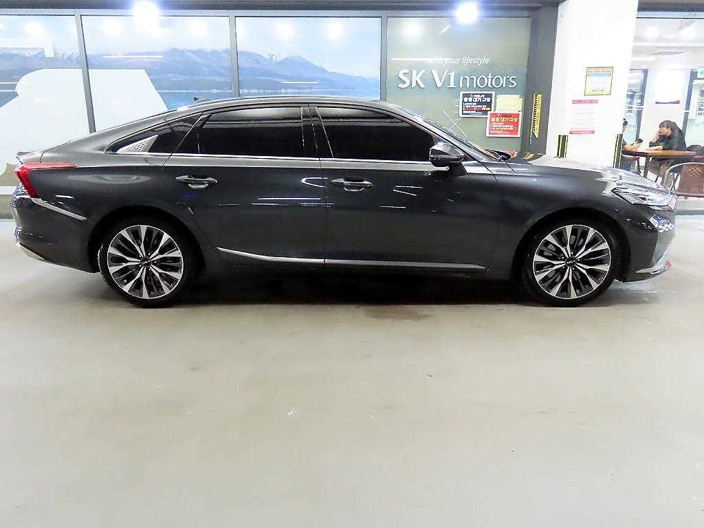 KIA K8 - Vista 3