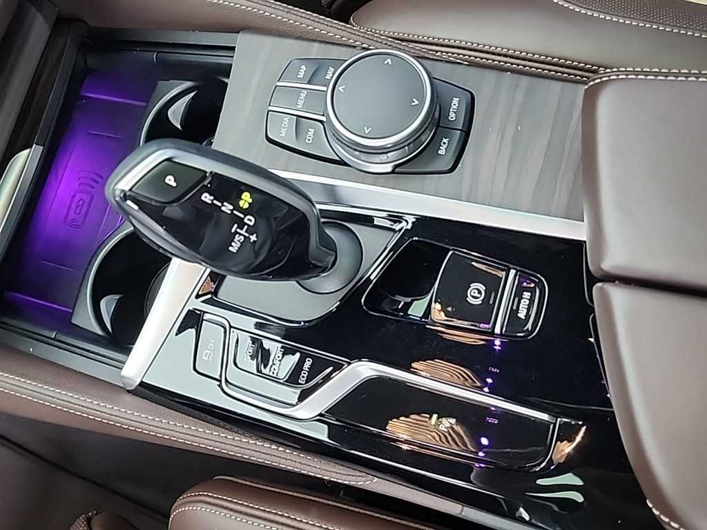 BMW 5 Series - Vista 8
