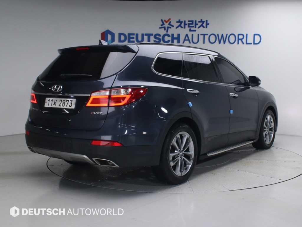 HYUNDAI Maxcruz - Vista 2