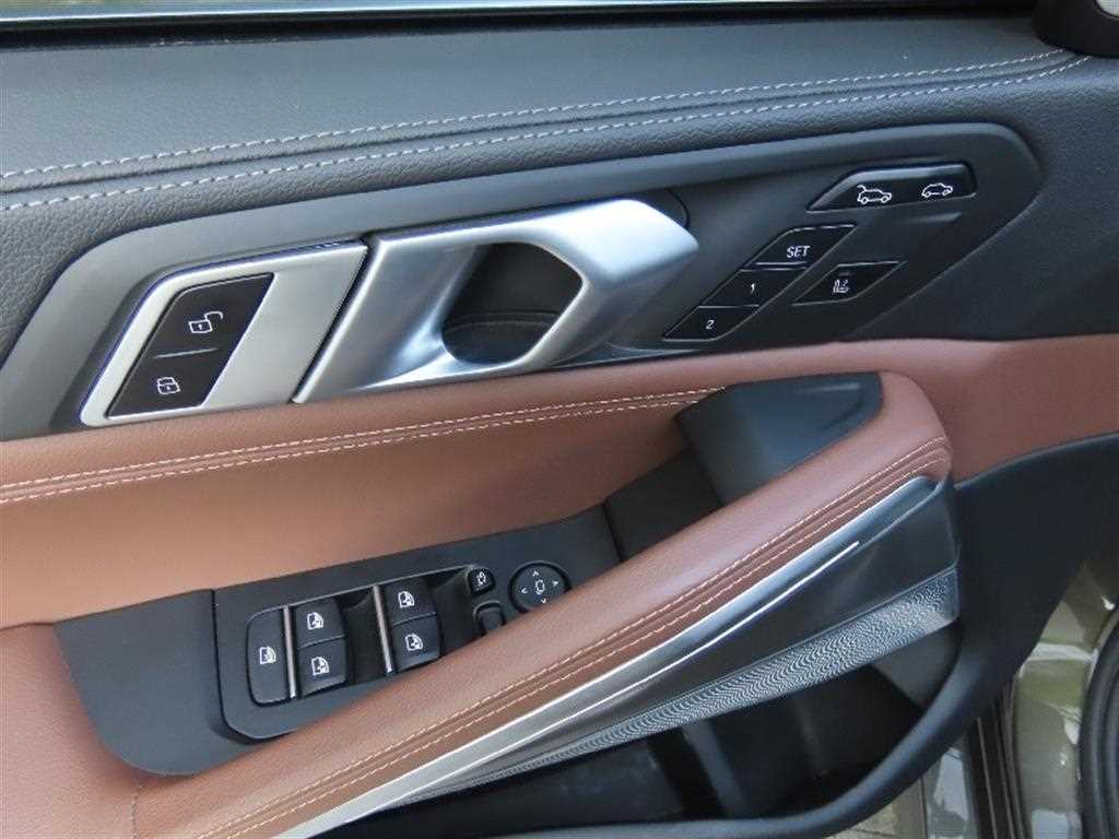 BMW X6 - Vista 12