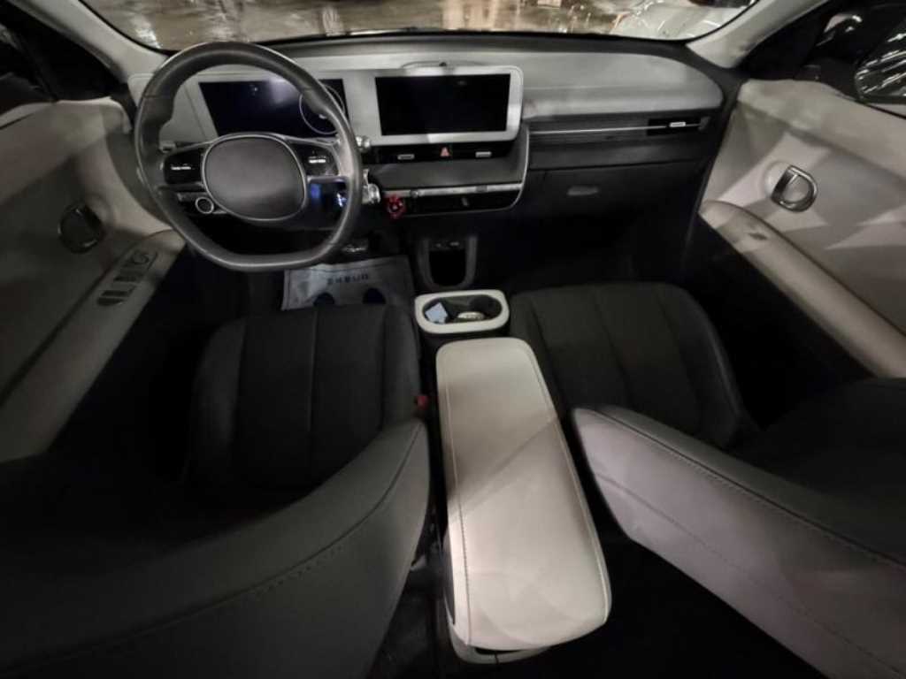 HYUNDAI Ioniq 5 - Vista 6